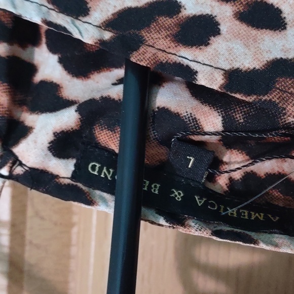 American and beyond sz large stunning cheetah print dress deep v front open - Picture 3 of 4